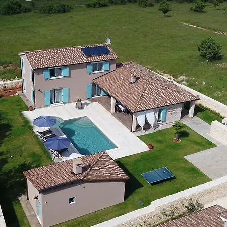 Desire Villa *