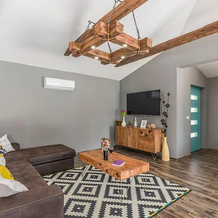 Villa Desire