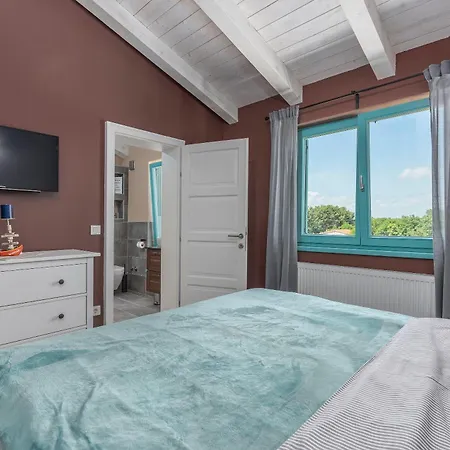 Villa Desire *